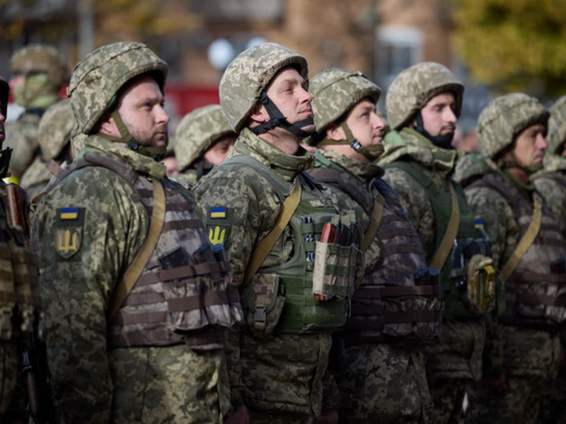 «200 тысяч резервов и 1200 танков»: полковник Нахушев оценил риск вторжения ВСУ в Белоруссию